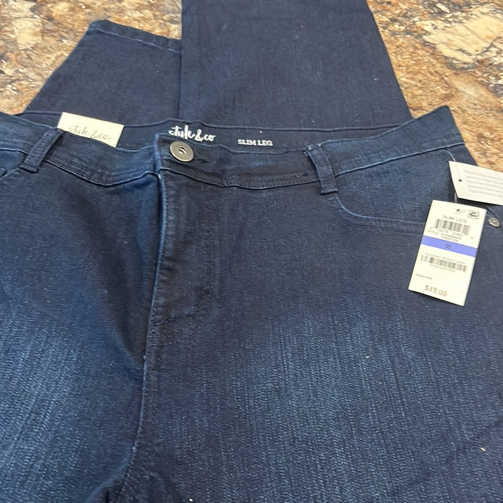 NWT Slim Leg jeans size 18 great Christmas gift ๐ - Picture 2 of 2